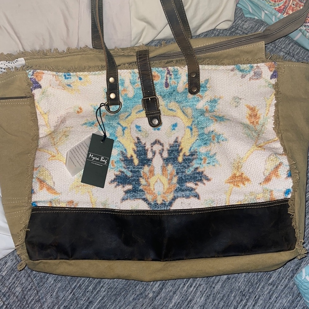 Myra bag